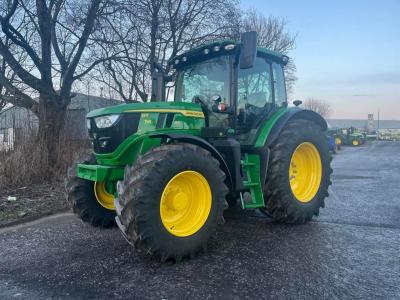 John Deere 6R150