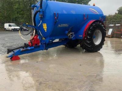 Herron 2250 Gallon Vacum Tanker