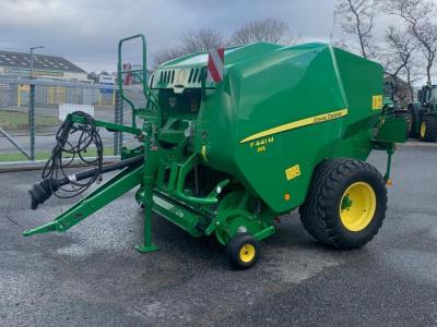 John Deere F441M