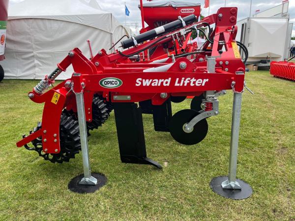 Opico Sward Lifter