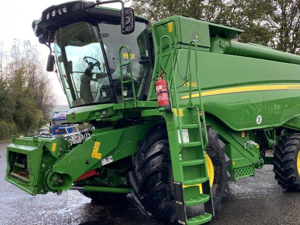 John Deere T550i