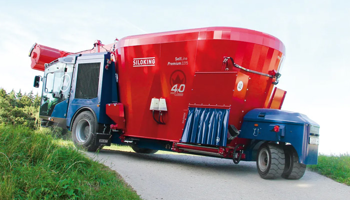 Self-propelled Diet Feeders